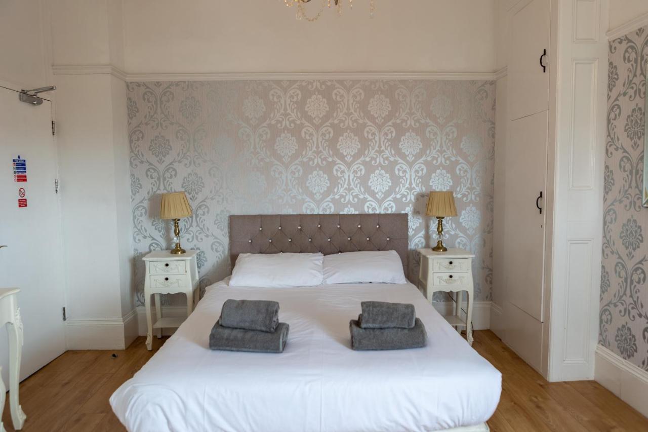 Highlands Hotel And Bar Hastings Eksteriør bilde